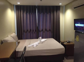 Spacious Studio Apartment B302